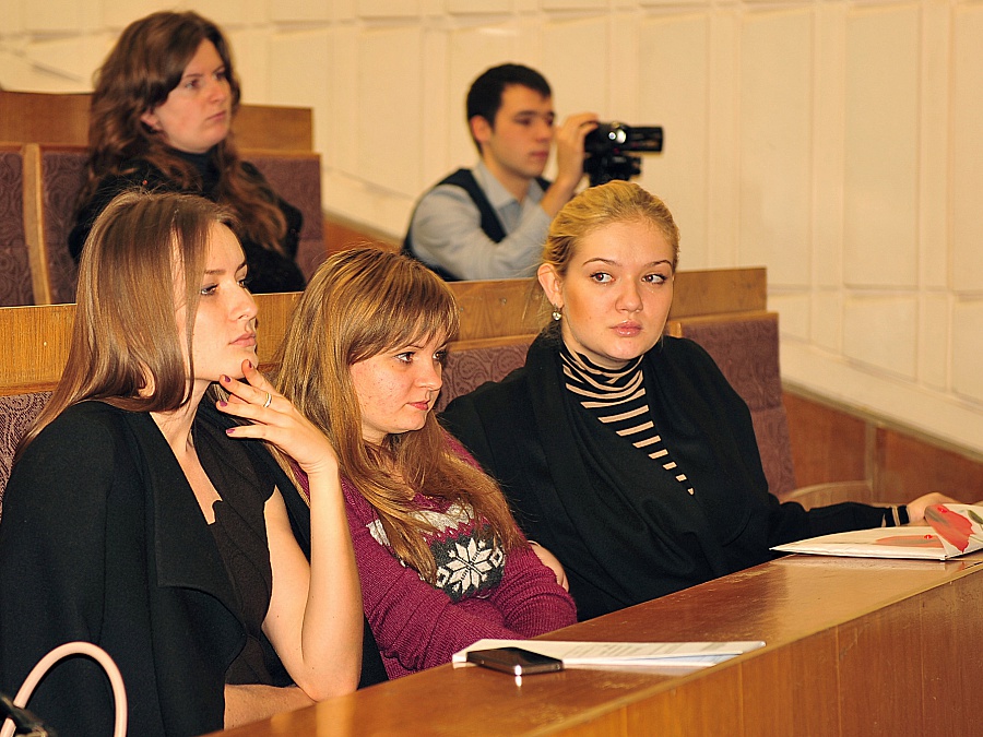 Лекція Крістофера Райана «Практика укладення договорів: юридична дійсність усних завірень»