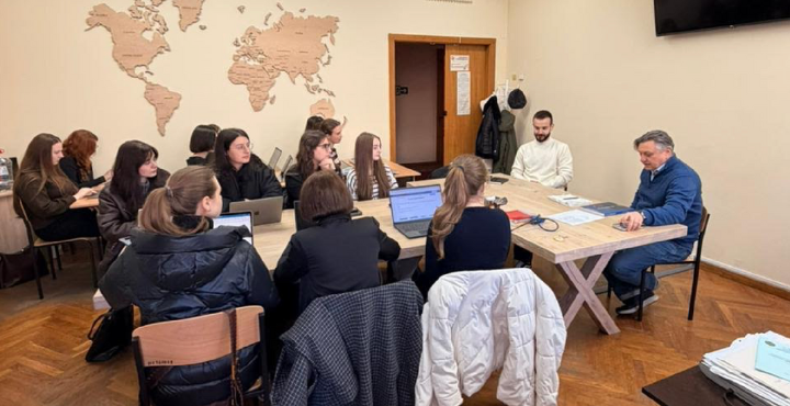 Зустріч із Захаром Процюком: як The Kyiv Independent говорить світу про Україну