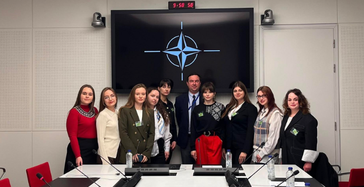візит